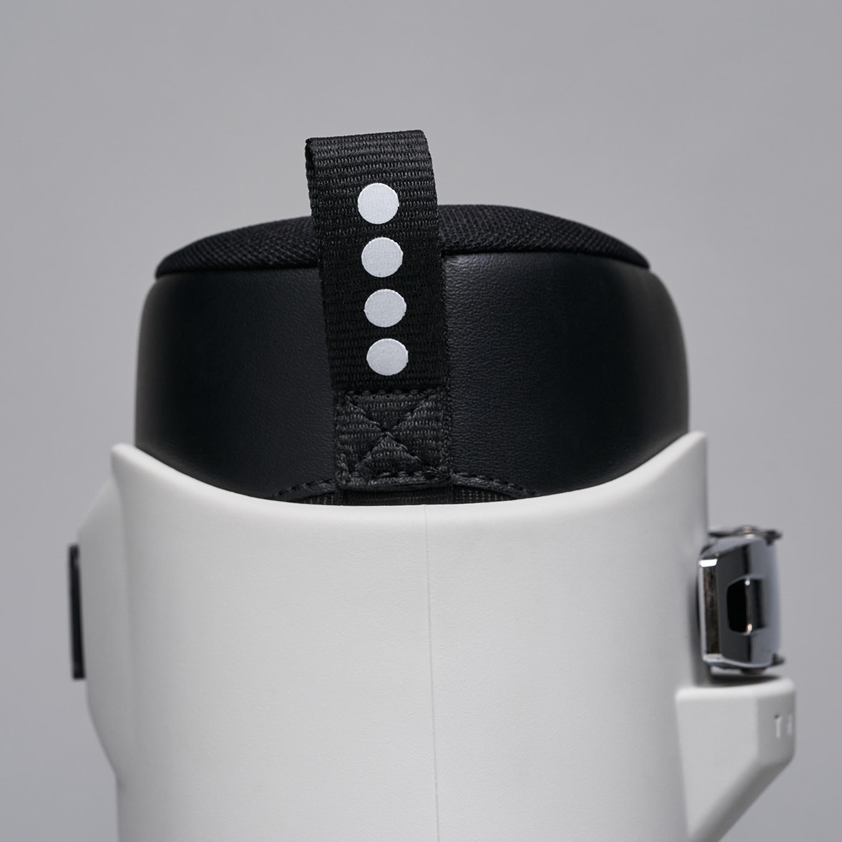 THEM 909 Aggressive Roller Skates -  White