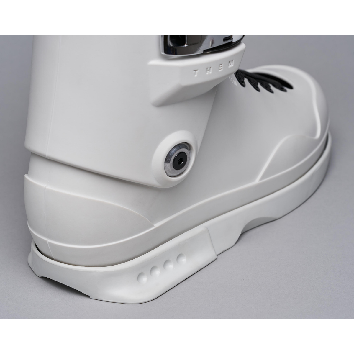 THEM 909 Aggressive Roller Skates -  White